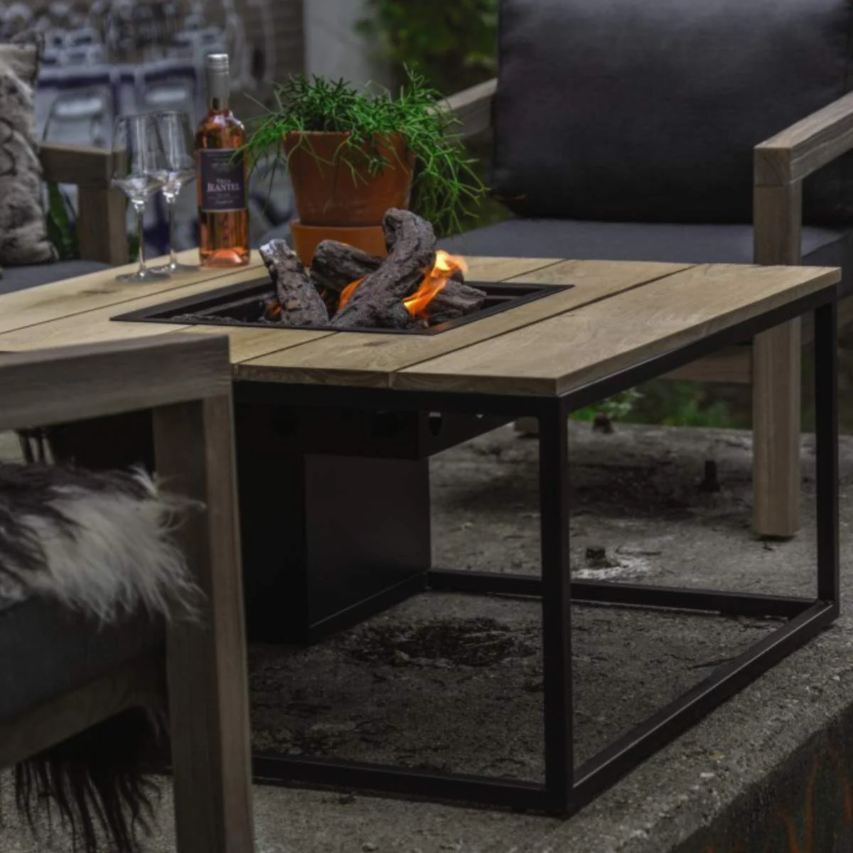 Pacific Lifestyle Cosiloft 100 Black and Teak Fire Pit Table - Image 11
