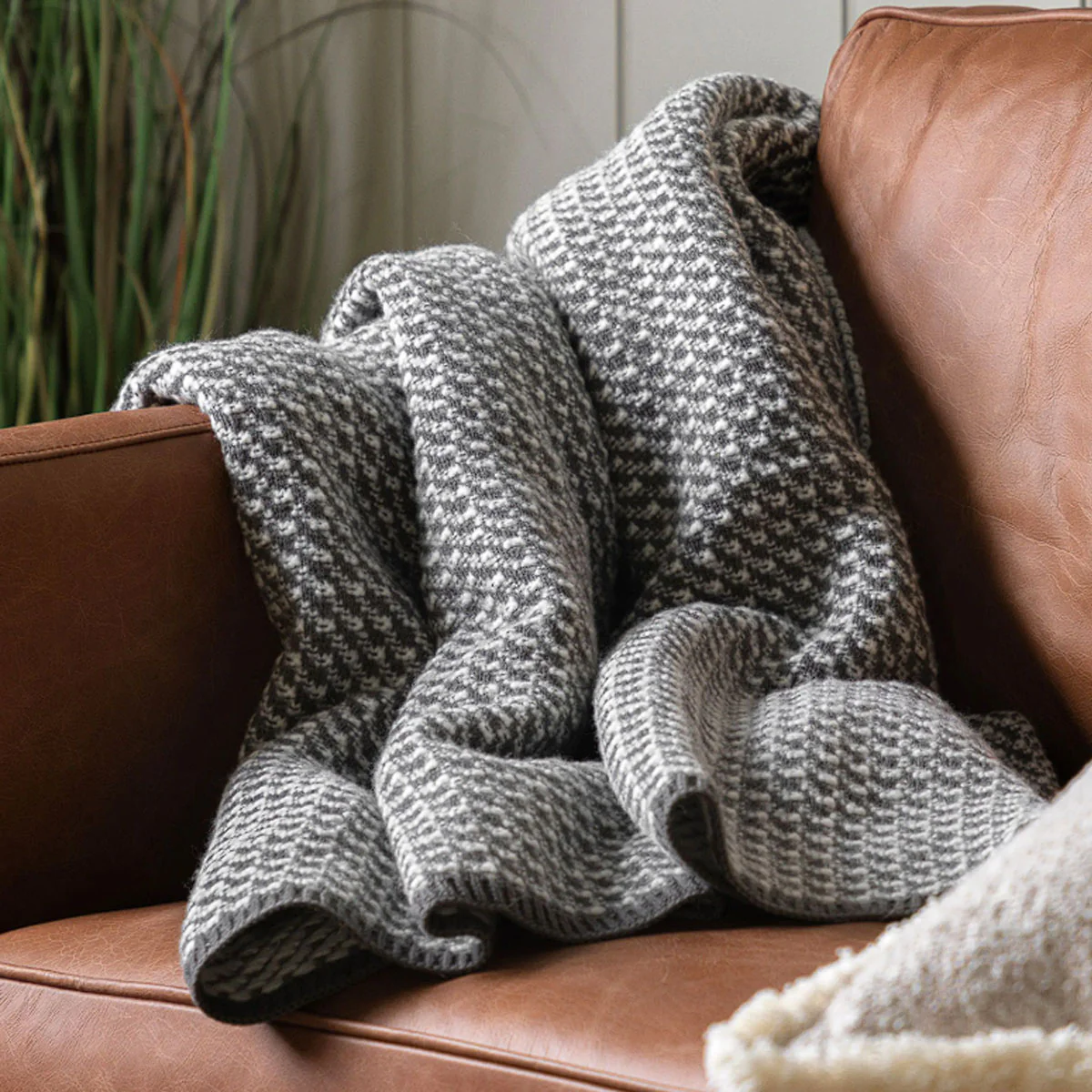 Gallery Direct Cross Knit Throw Grey - Image 3