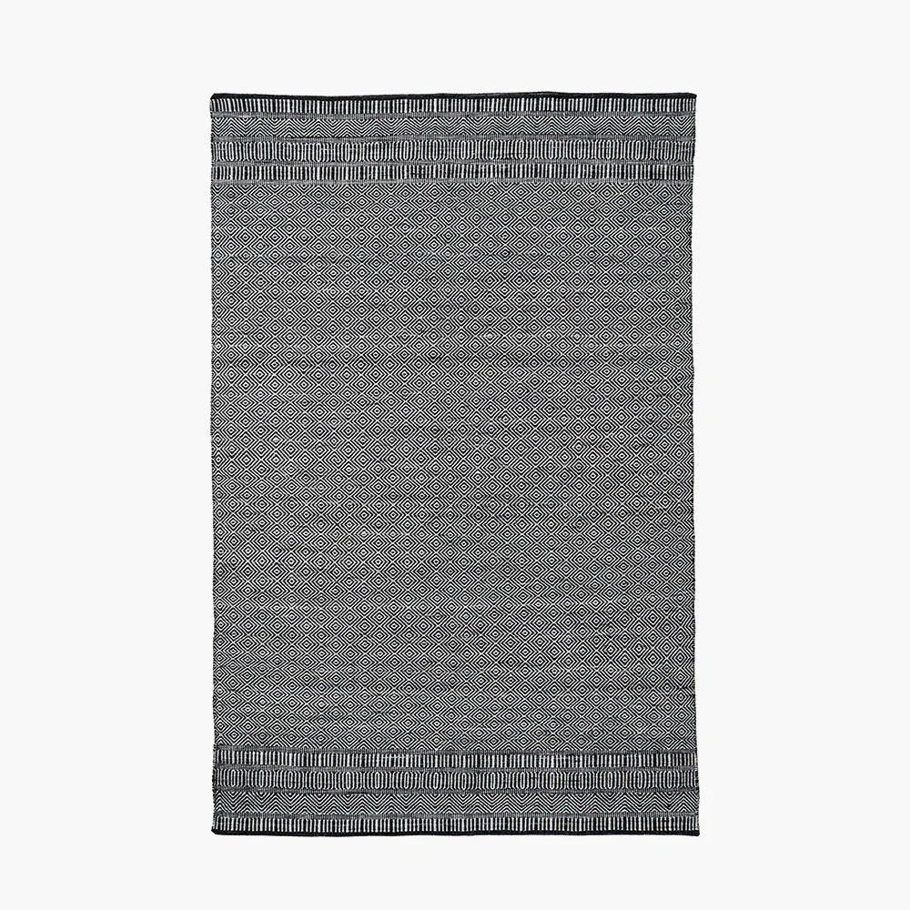 Pacific Lifestyle Indoor Outdoor Black and White Inca Design Rug