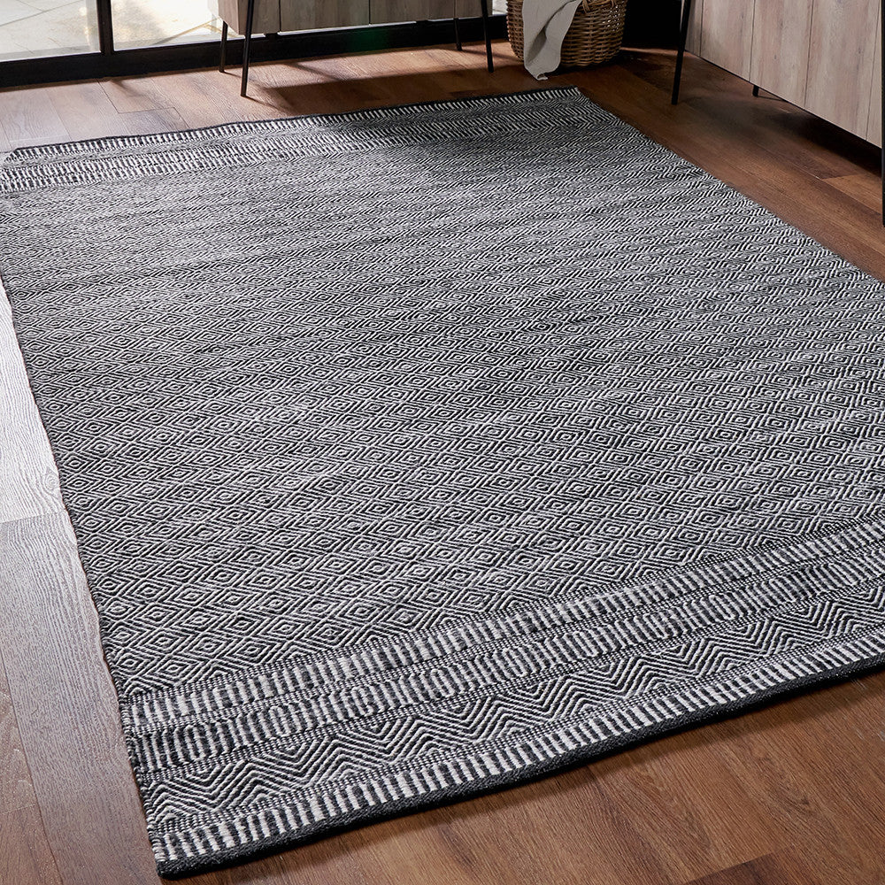 Pacific Lifestyle Indoor Outdoor Black and White Inca Design Rug - Image 6