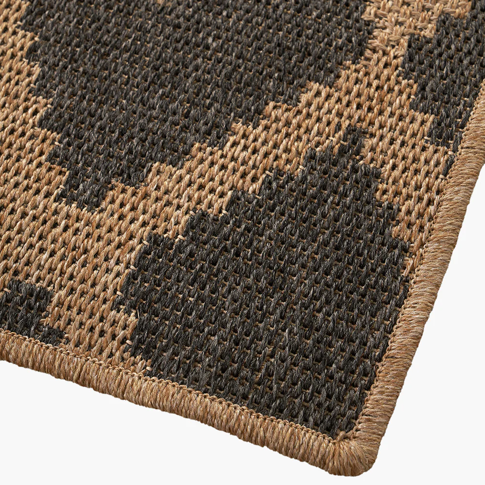 Pacific Lifestyle Indoor Outdoor Natural and Slate Grey Diamond Design Rug - Image 3