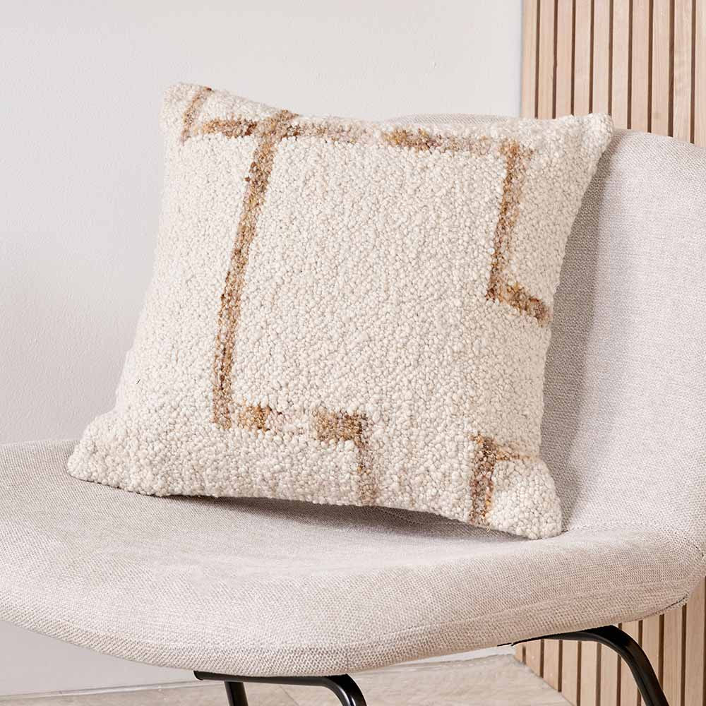 Pacific Lifestyle Indoor Outdoor Natural and Tan Fleck Design Scatter Cushion - Image 5