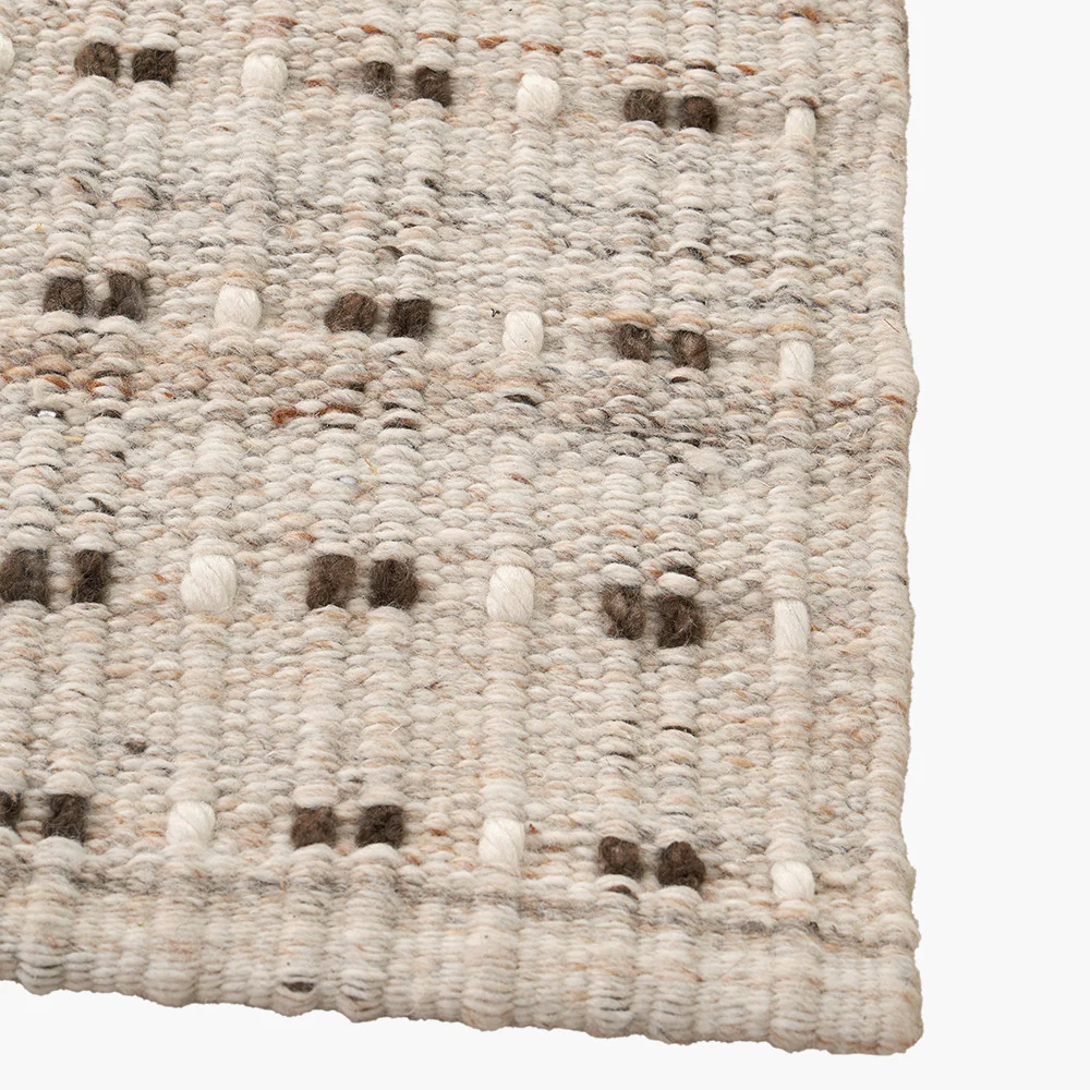 Pacific Lifestyle Indoor Outdoor Natural Double Stitch Design Rug - Image 3