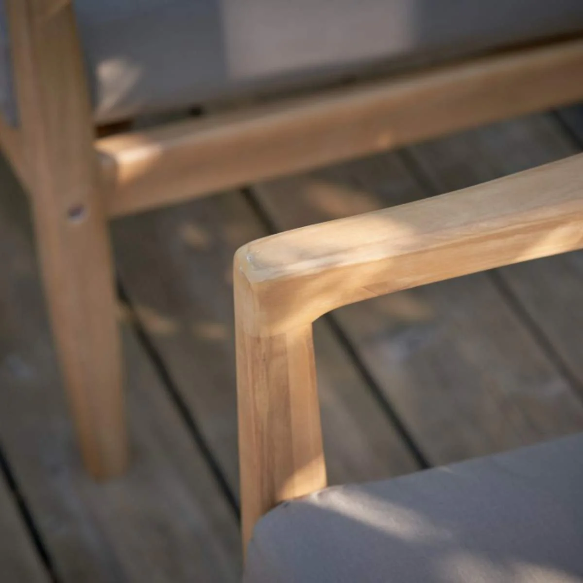 Pacific Lifestyle Malta Outdoor Seating Set - Image 18