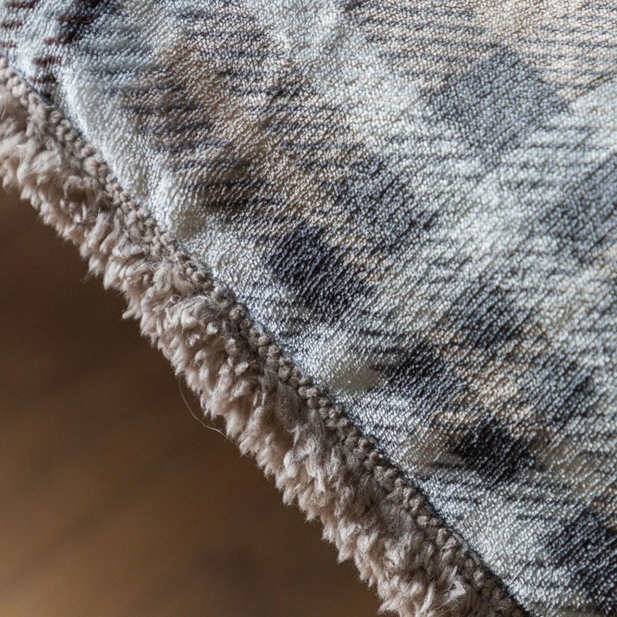 Gallery Direct Tartan Sherpa Throw - Image 11