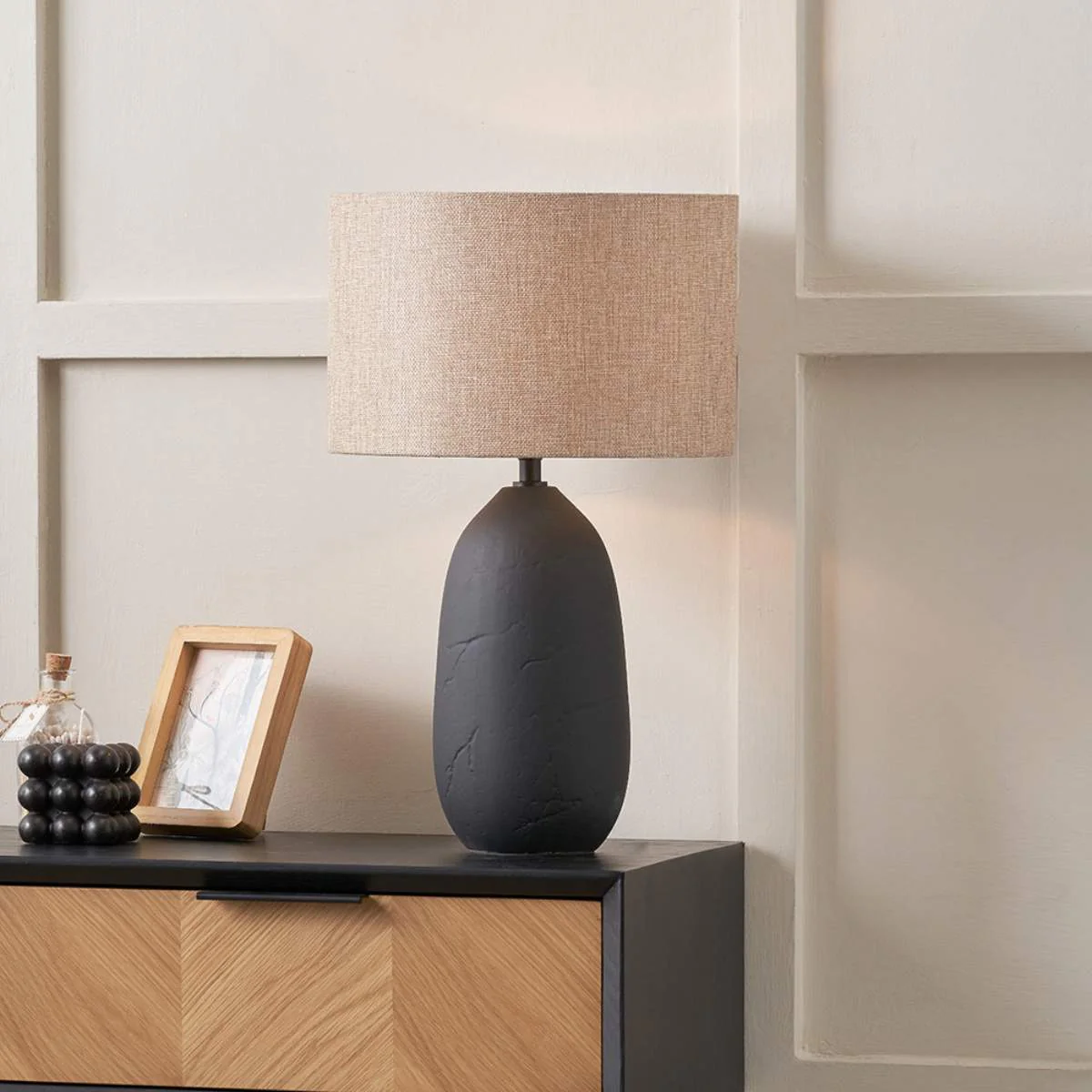 Pacific Lifestyle Erika Vintage Textured Ceramic Table Lamp - Image 5