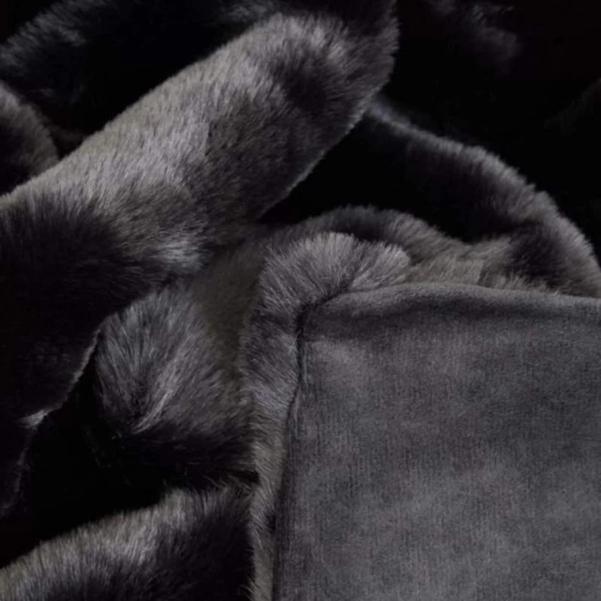 Beaumonde Home Bosie Lamina Black Fur Throw - Image 2