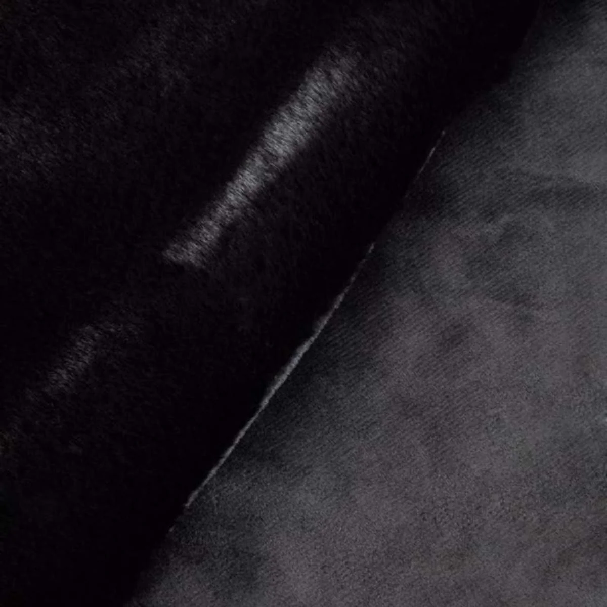 Beaumonde Home Bosie Lamina Black Fur Throw - Image 3
