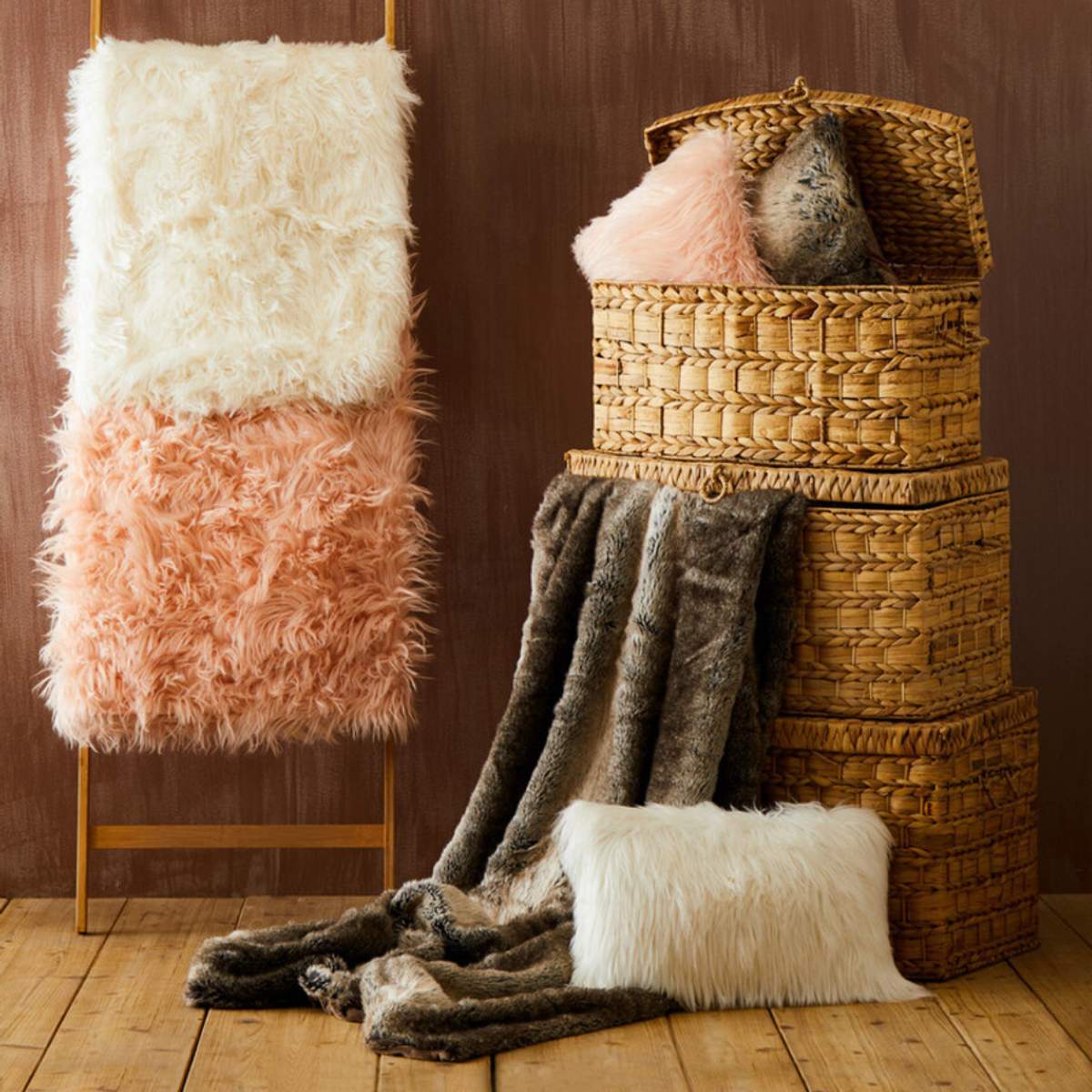 Beaumonde Home Bosie Lamina Pink Throw - Image 9