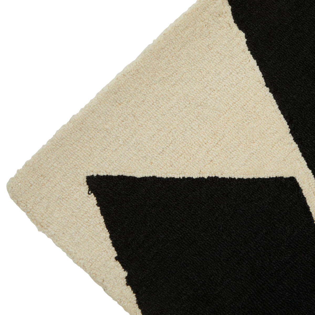 Beaumonde Home Bosie Milana Large Black And White Geometric Rug - Image 2