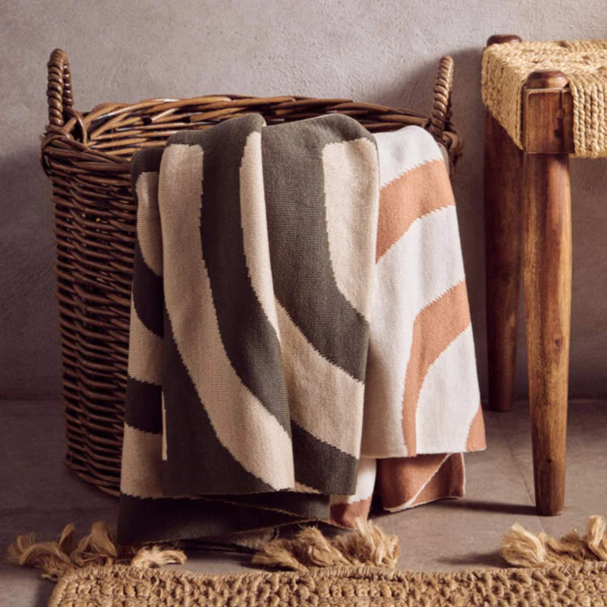 Beaumonde Home Bosie Ozella Natural And Green Throw - Image 10