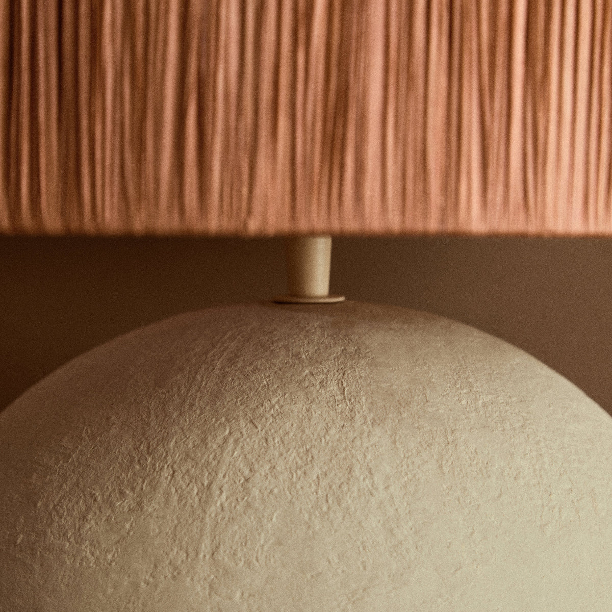 Beaumonde Home Carta 58Cm Natural Papier Mache Table Lamp With Rust Raffia Shade - Image 9