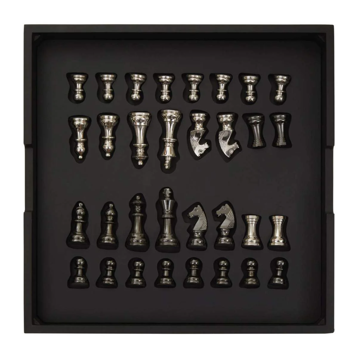 Beaumonde Home Churchill Games Black and Silver Chess Set - Image 4