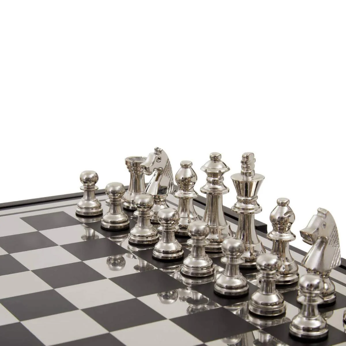 Beaumonde Home Churchill Games Black and Silver Chess Set - Image 9