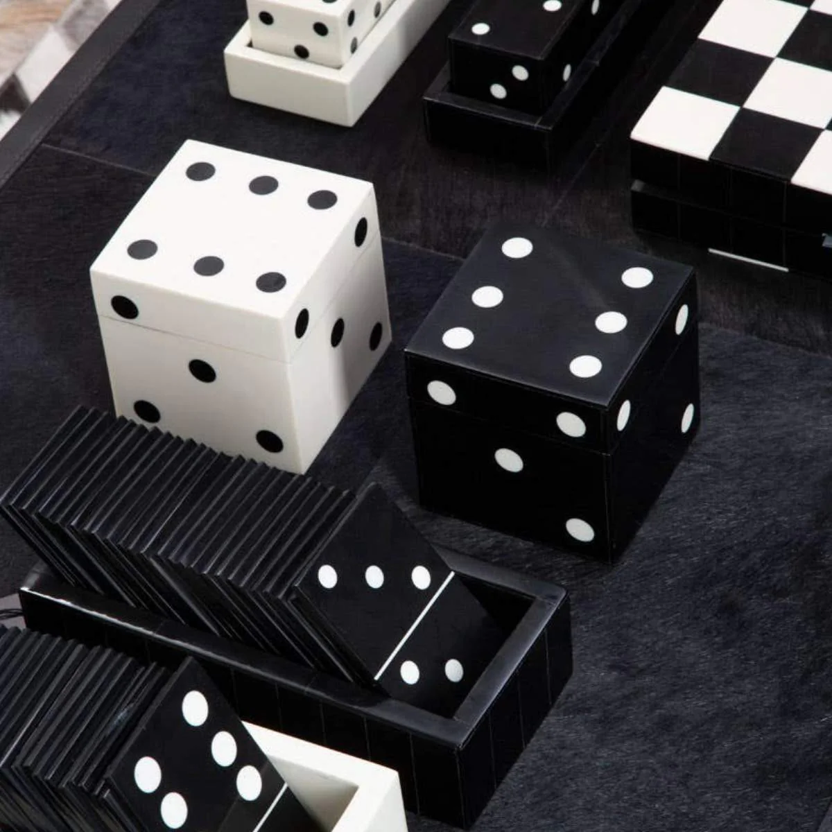 Beaumonde Home Churchill Games Black Domino Set with Black Dominoes - Image 4