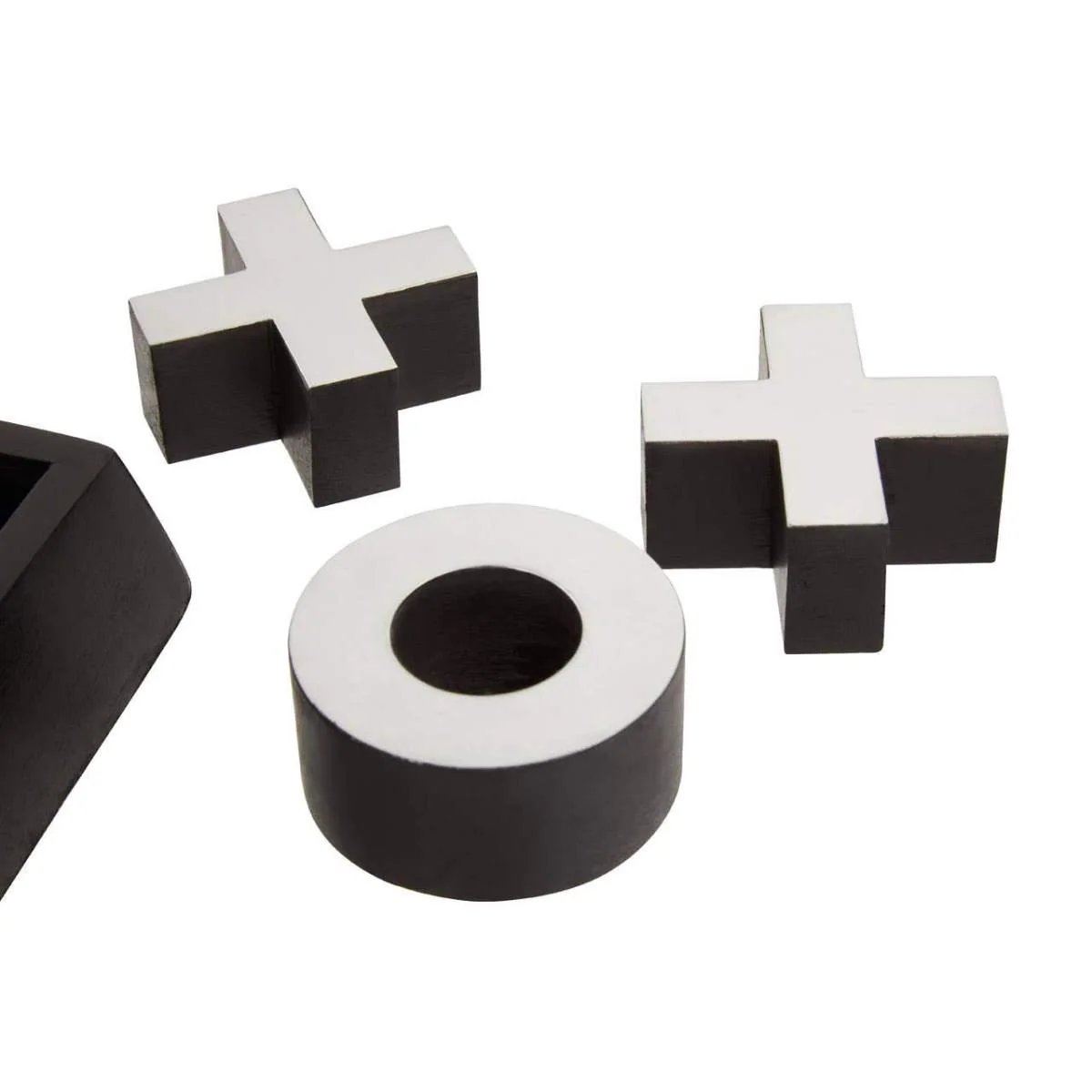 Beaumonde Home Churchill Games Wood Noughts And Crosses - Image 6