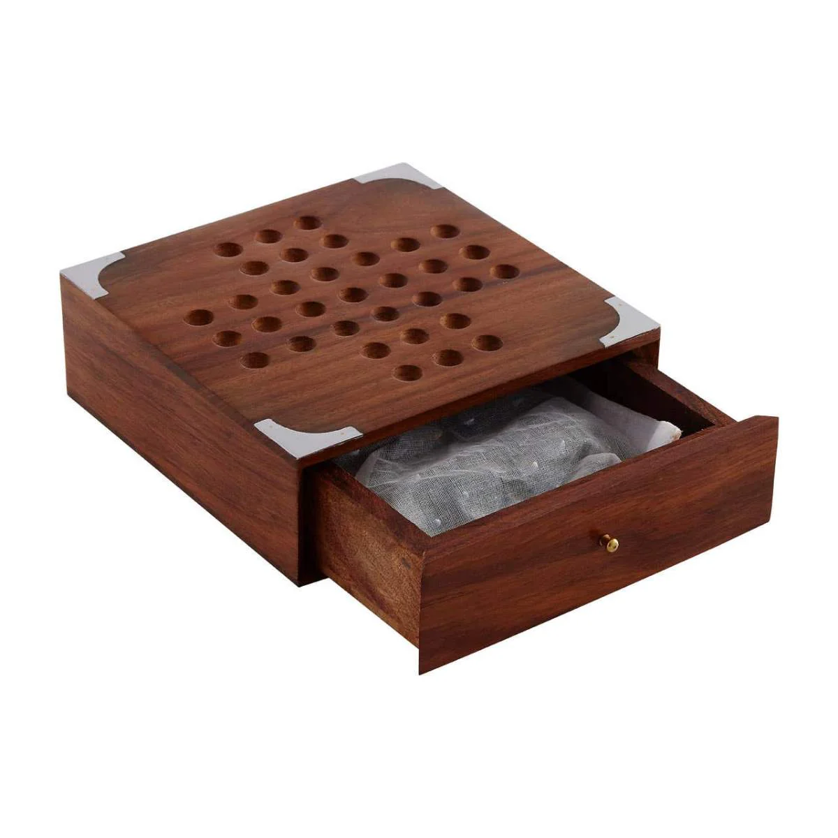 Beaumonde Home Churchill Games Sheesham Wood Solitaire Game - Image 3