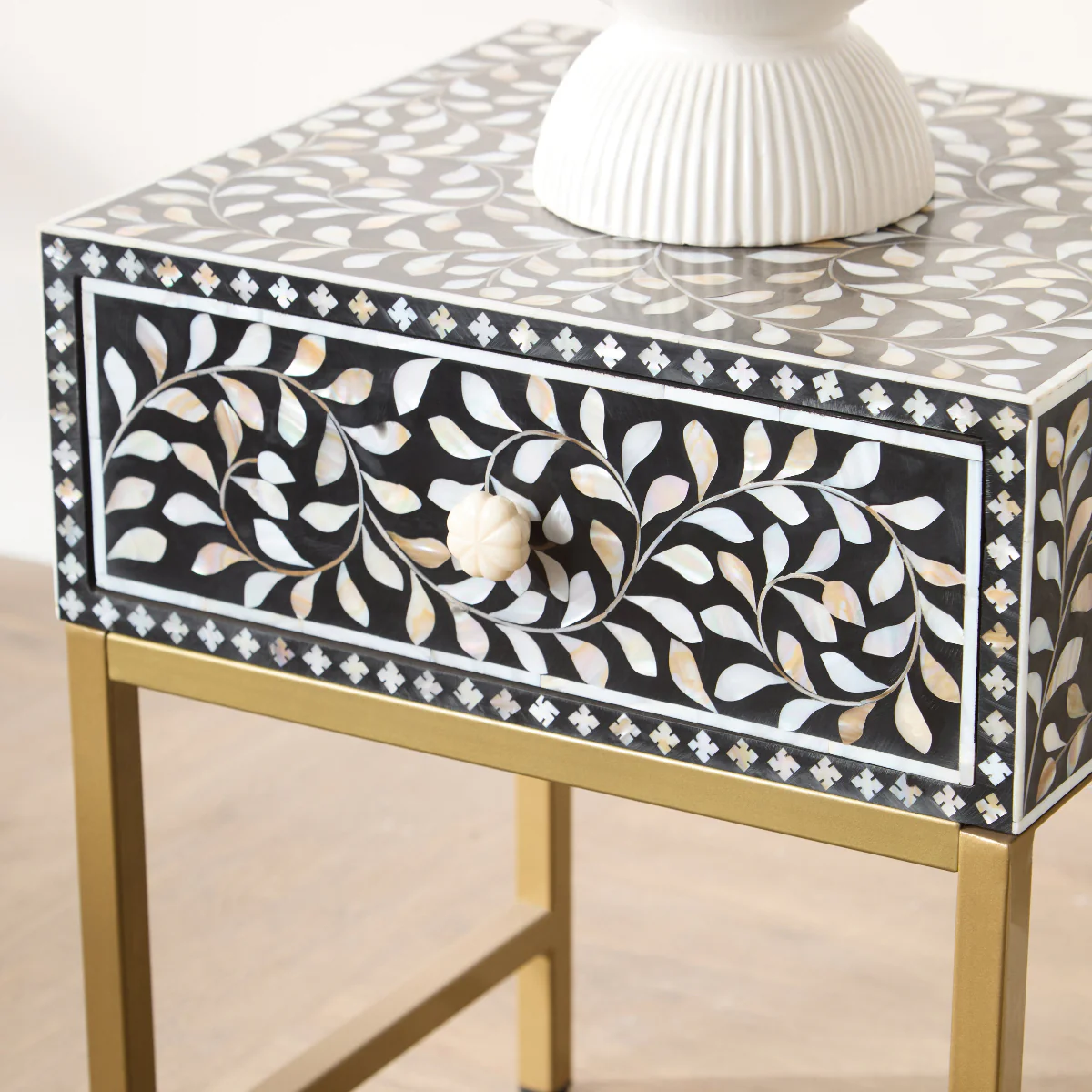 Beaumonde Home Fusion 1 Drawer Side Table With Bone Inlay - Image 7