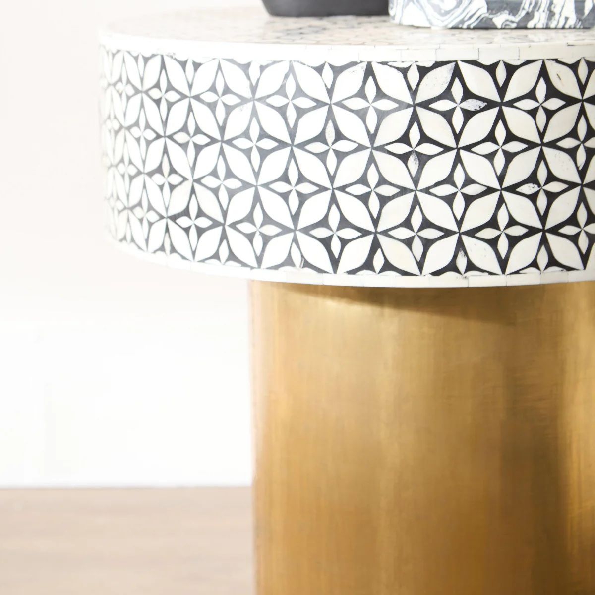 Beaumonde Home Fusion Round Side Table - Image 13