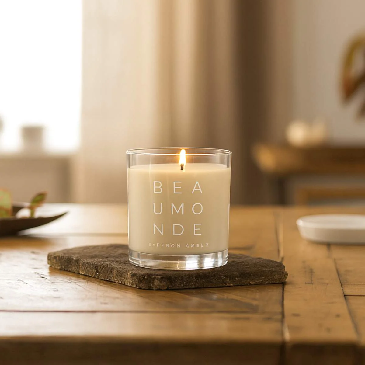 Beaumonde Saffron Amber Candle - Image 6