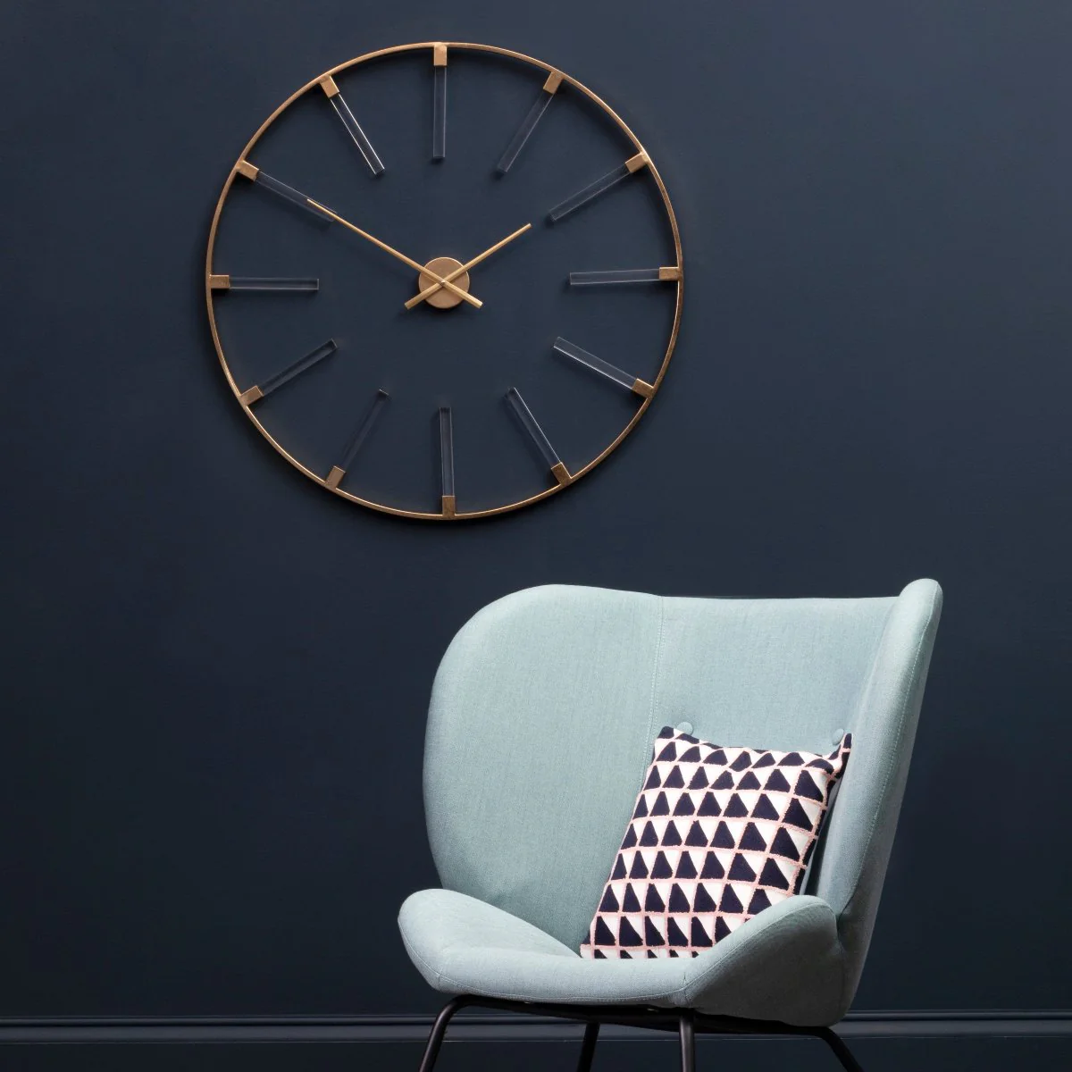 Beaumonde Home Bella Gold Finish Round Wall Clock - Image 2