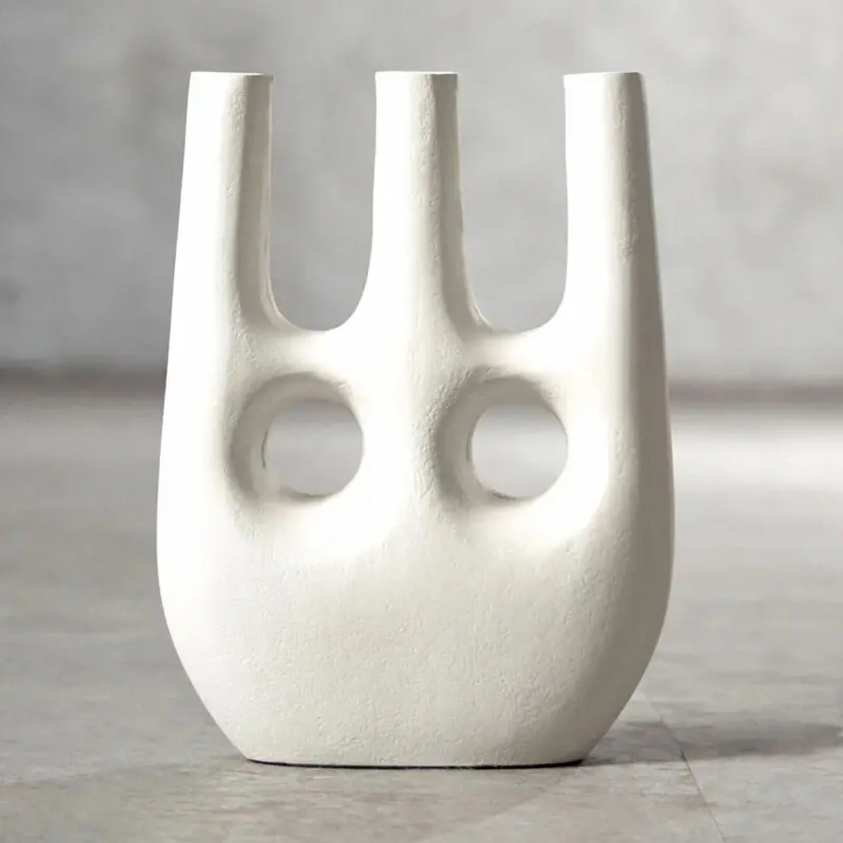 Beaumonde Home Hapax Large Cream Vase - Image 8