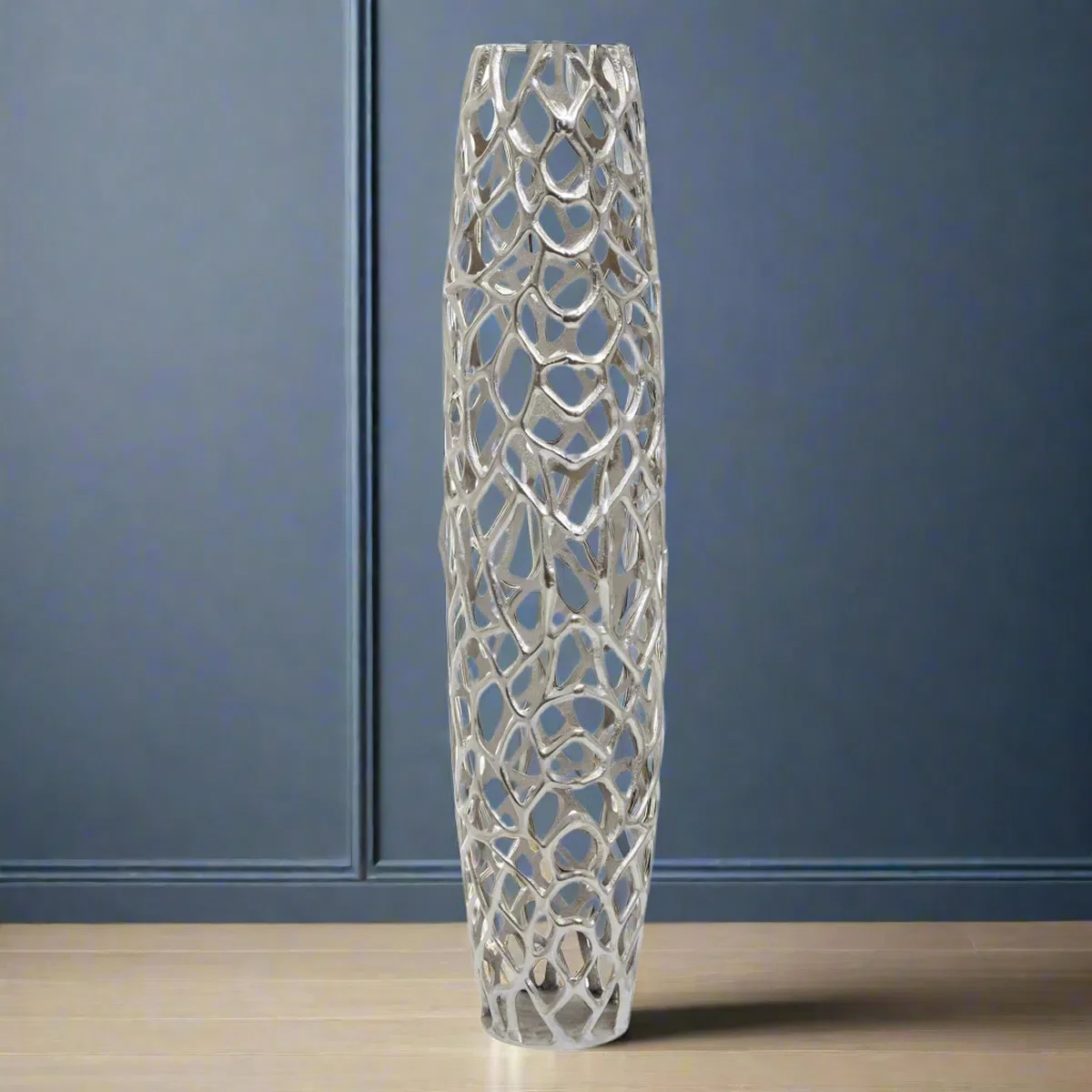 Beaumonde Home Pratz Large Coral Vase - Image 2
