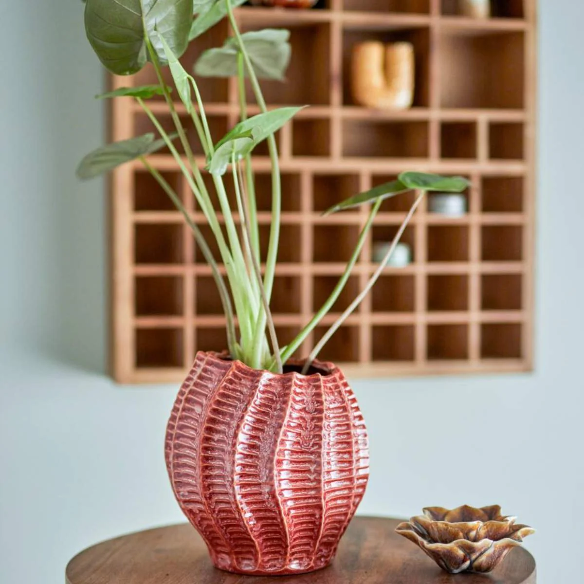 Bloomingville Callon Vase, Rose, Stoneware - Image 3
