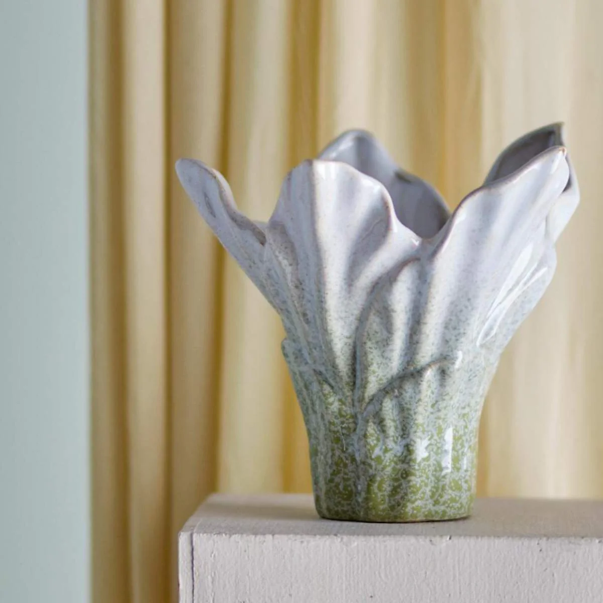 Bloomingville Erato Vase, Green, Stoneware - Image 2
