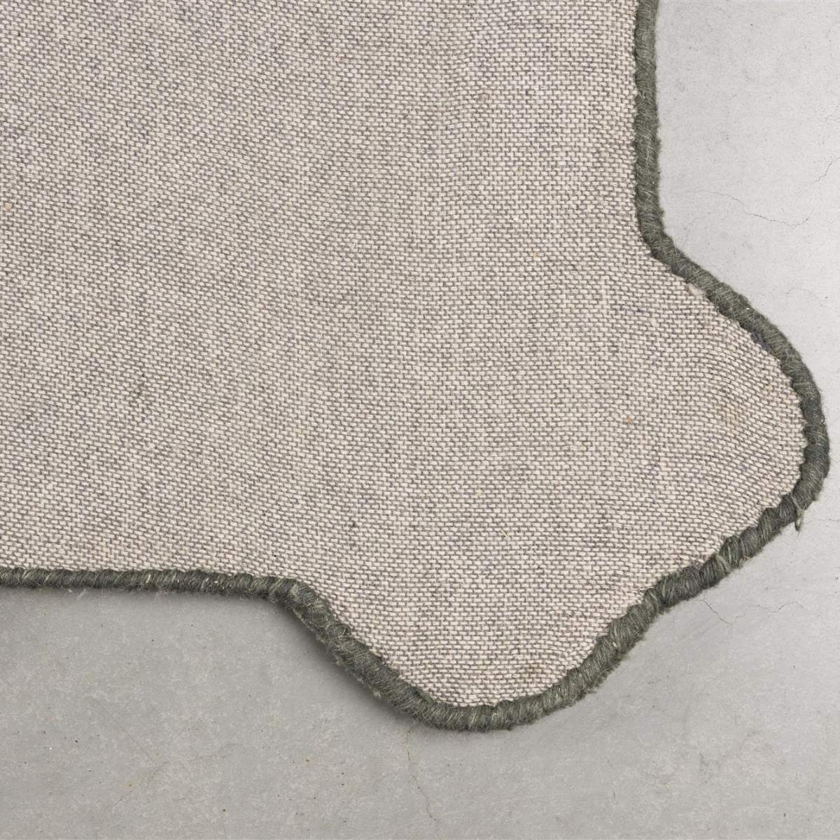 Bold Monkey Carpet Sugar Lines - Image 7