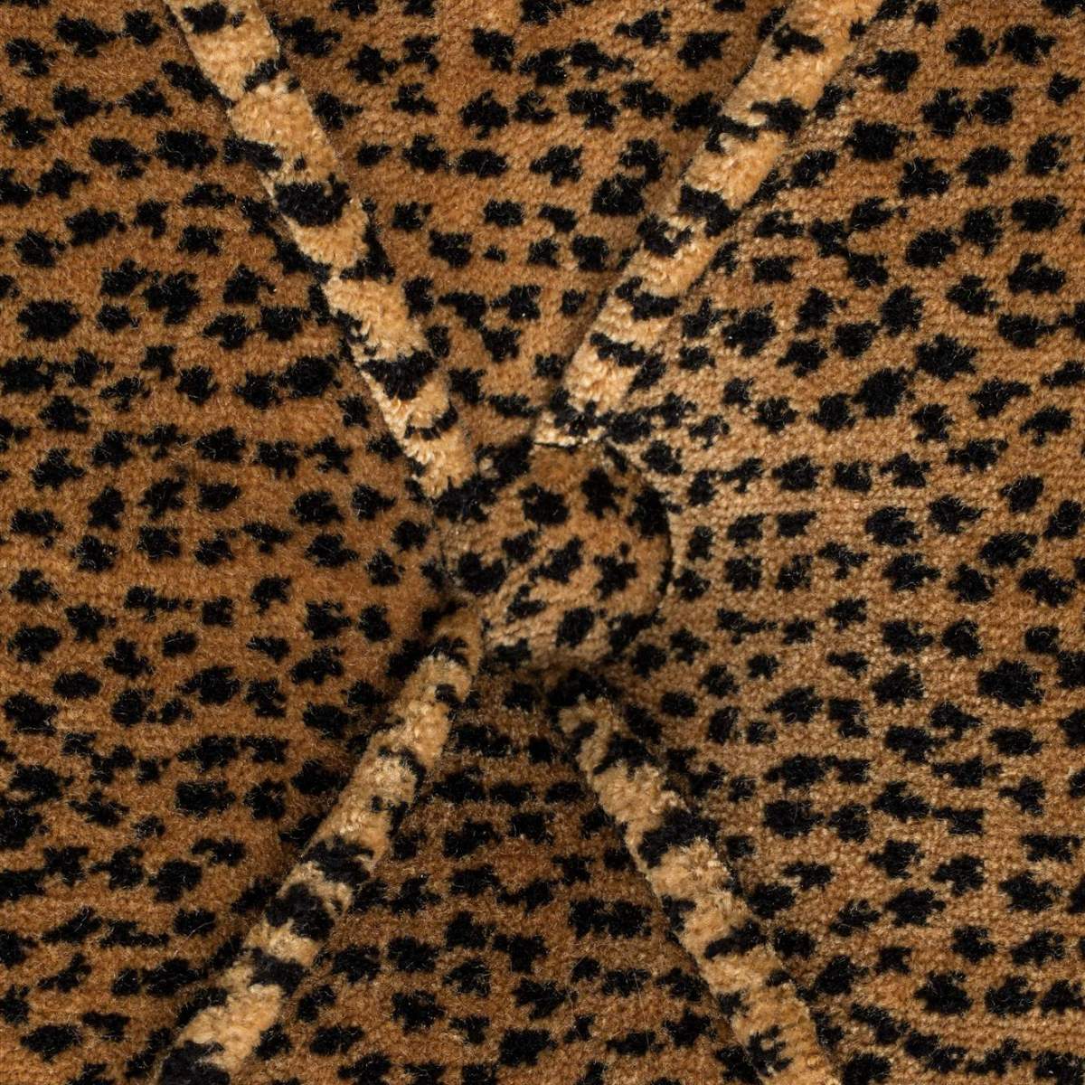 Bold Monkey Too Pretty To Sit On Sofa Panther - Image 9