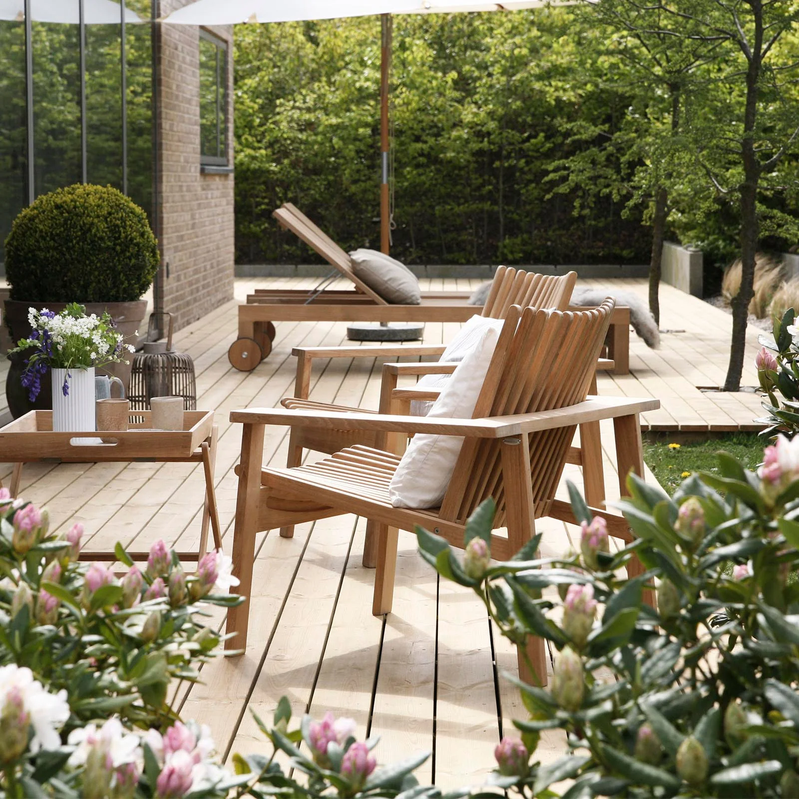 Cane-line Amaze Lounge Chair Stackable - Image 4