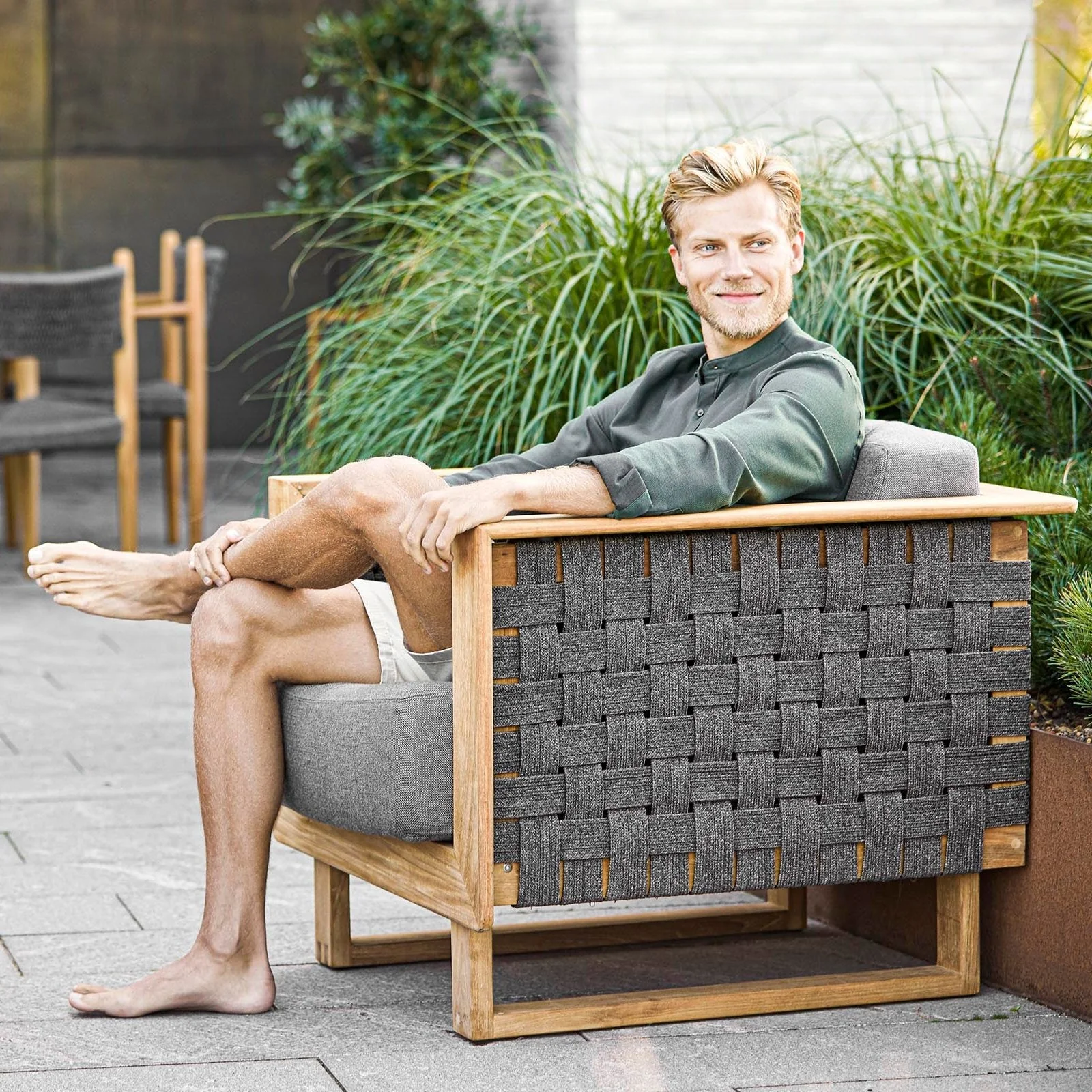 Cane-line Angle Lounge Chair with Teak Frame - Image 2