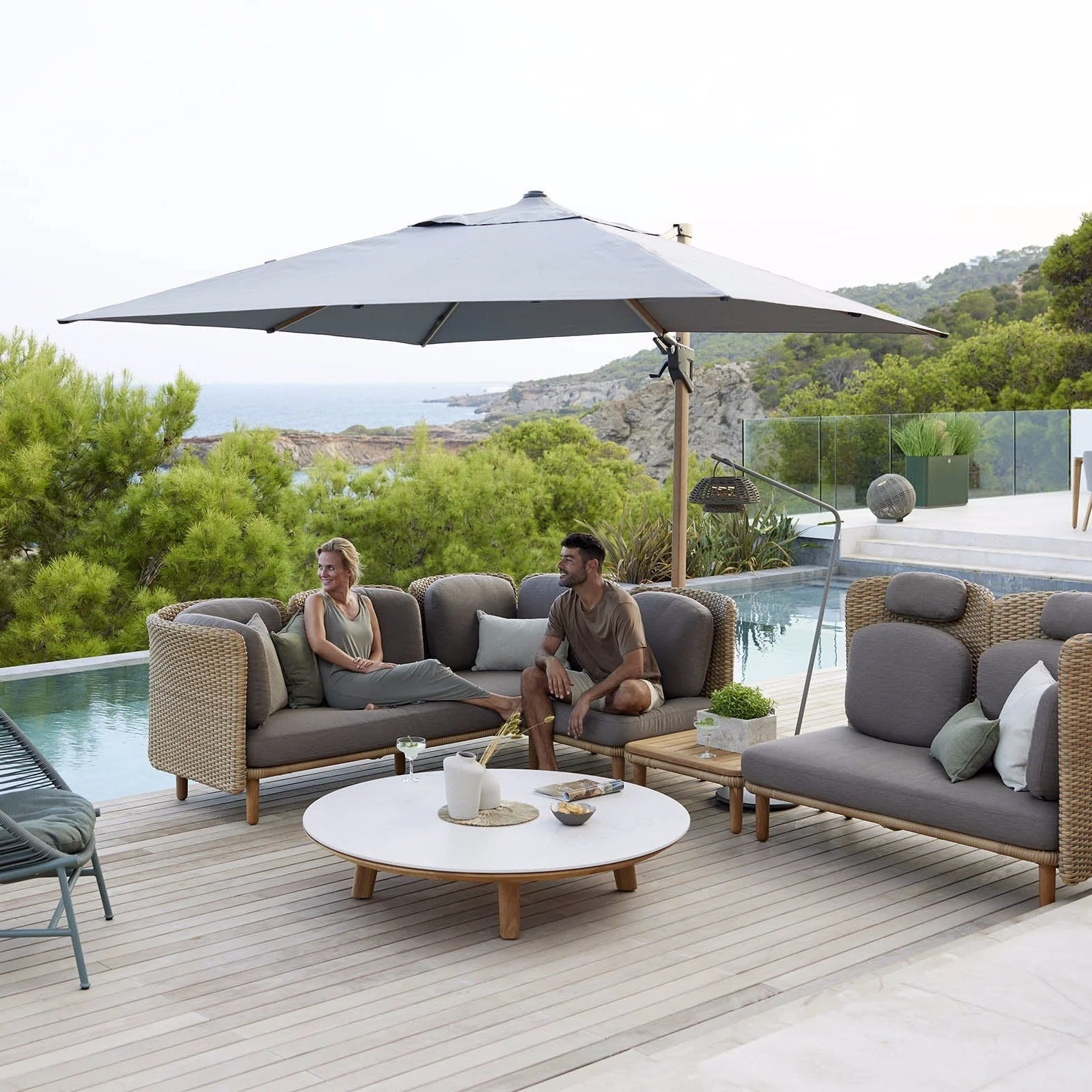 Cane-line Arch Corner Sofa with Backrests & Table - Image 3