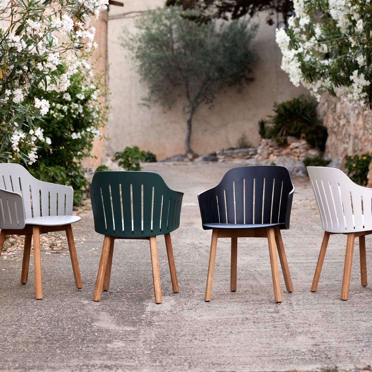 Cane-line Choice Chair Black and Dark Green - Image 58