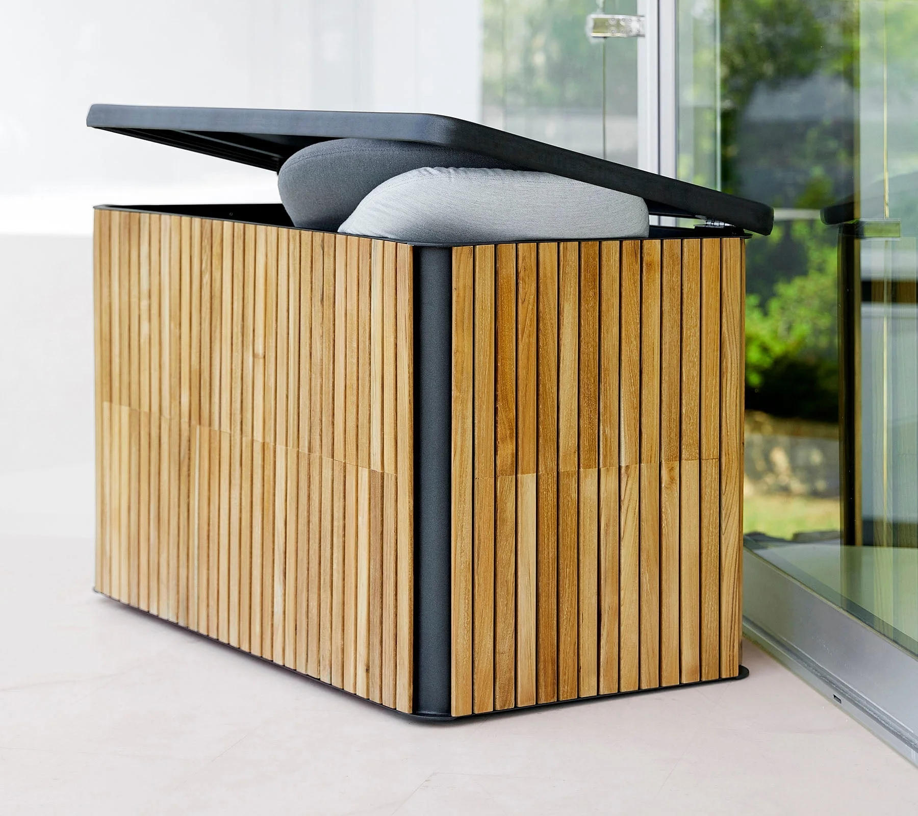 Cane-line Combine Cushion Box - Image 4