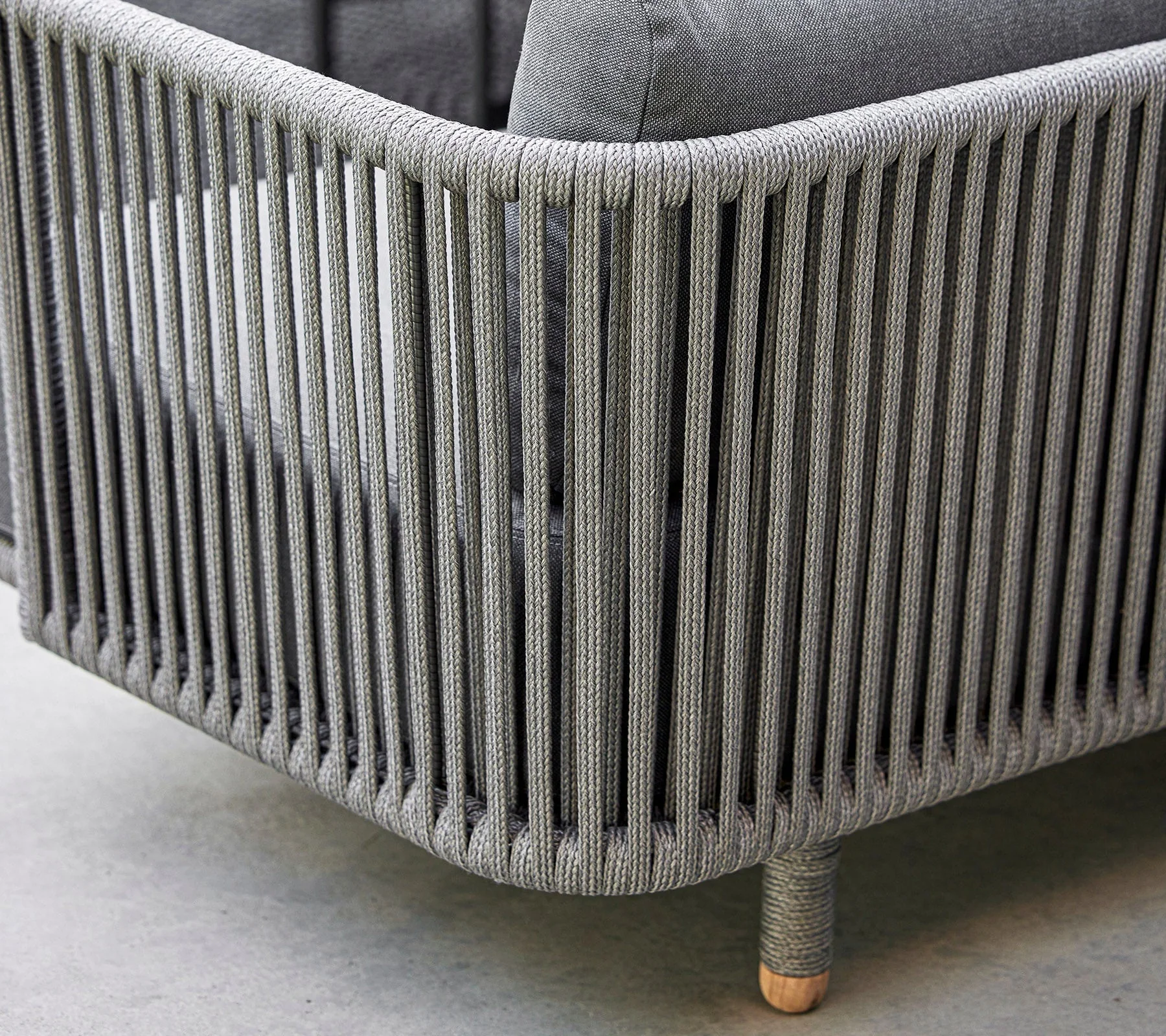 Cane-line Moments 3-Seater Sofa - Image 8