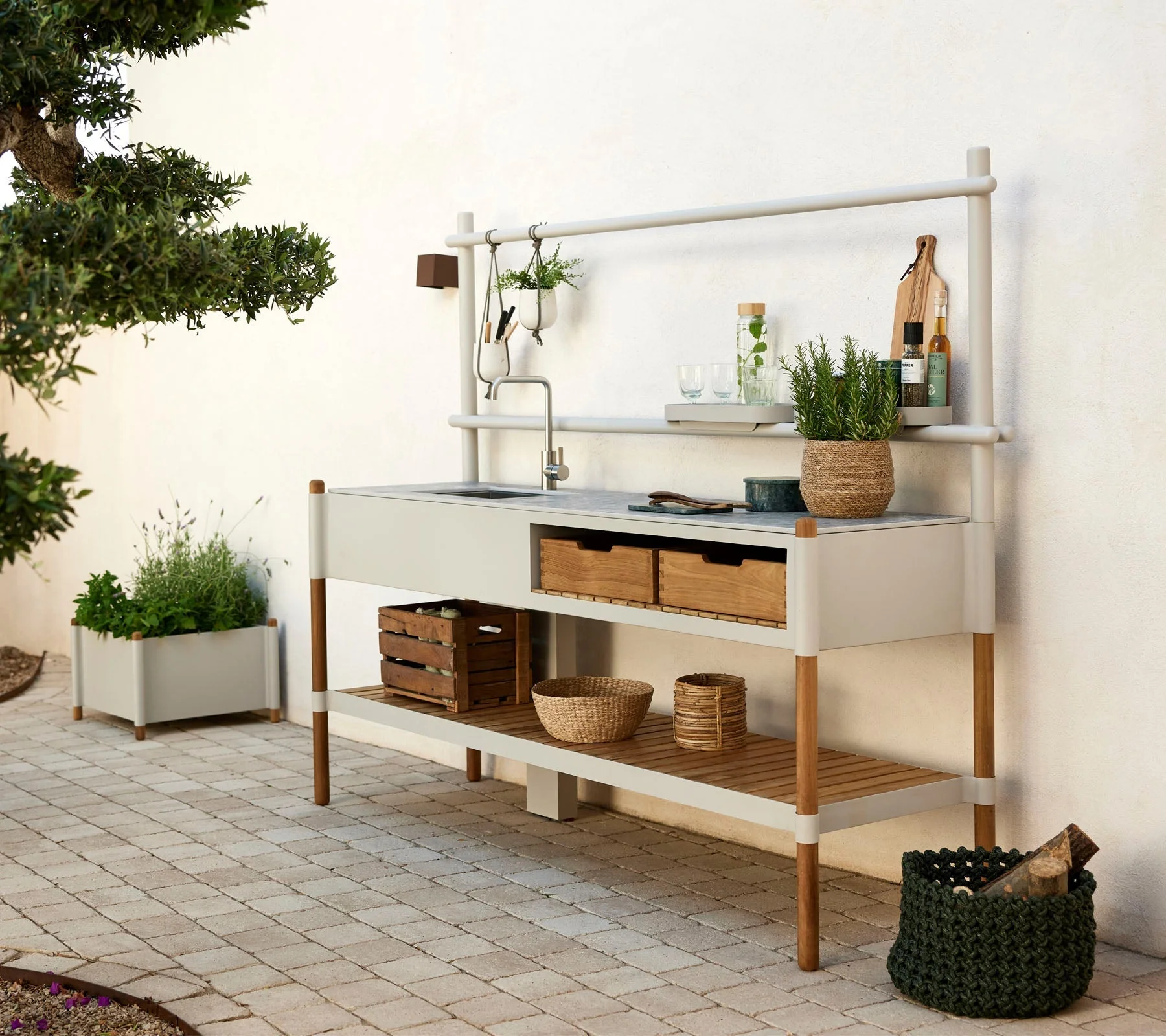 Cane-line Sticks Kitchen Module with Teak Shelf - Image 5