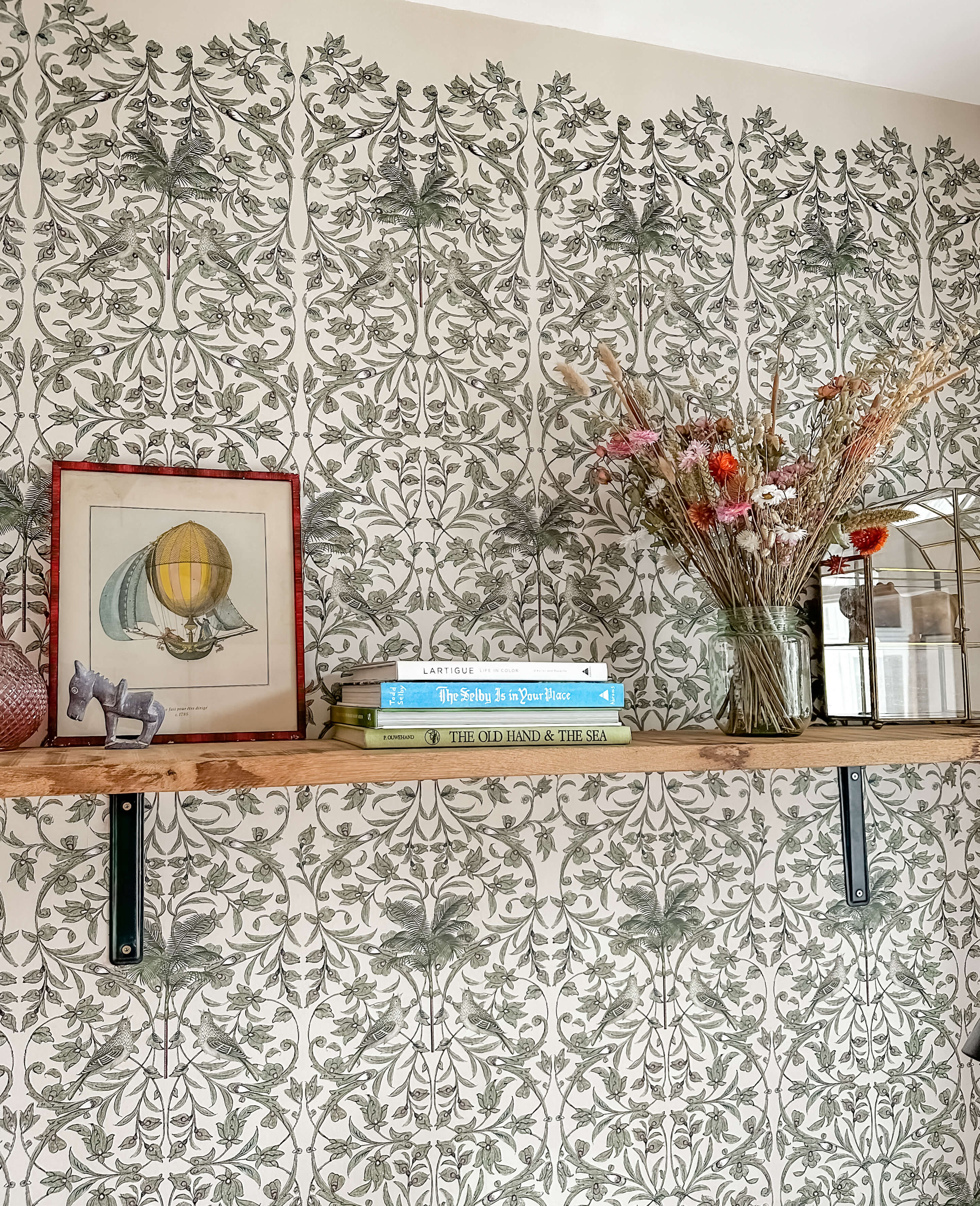 Creative Lab Amsterdam Celestial Palm Green Wallpaper Mural - Image 8