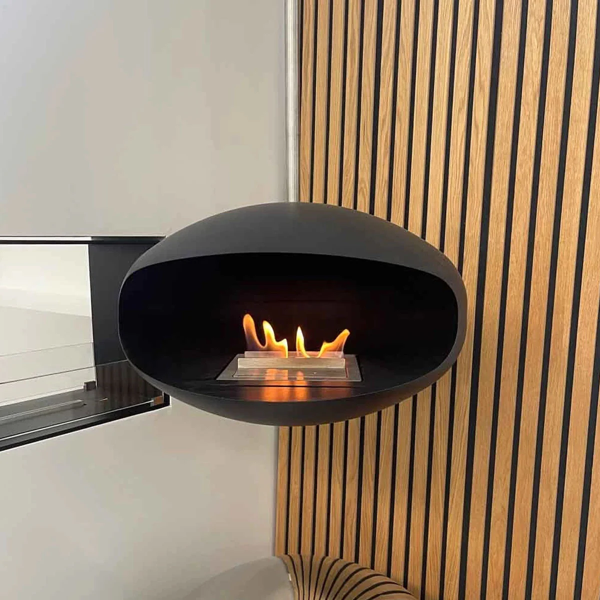 Cocoon Fires Aeris - Black with a Steel Pole - Image 8