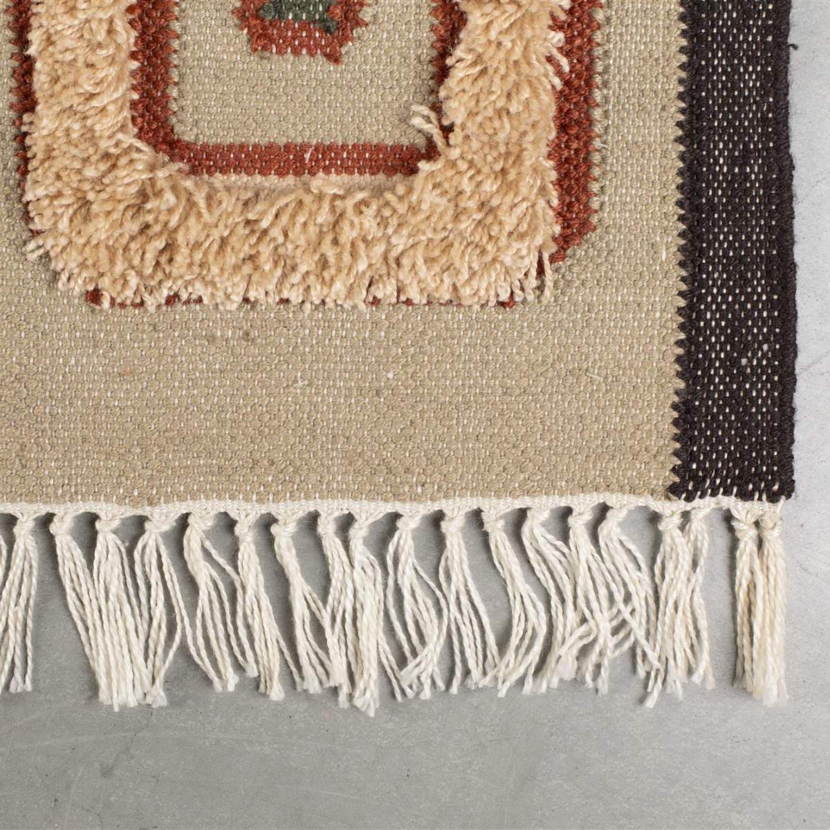 Dutch Bone Carpet Haydon - Image 8