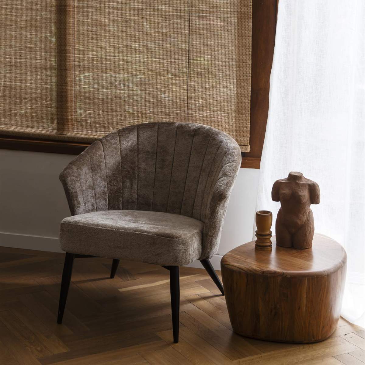 Dutch Bone Lounge Chair Georgia - Image 38