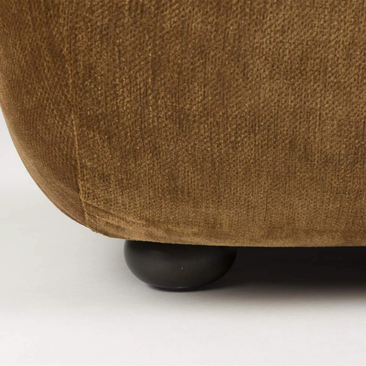 Dutch Bone Lounge Chair Wyatt - Image 32