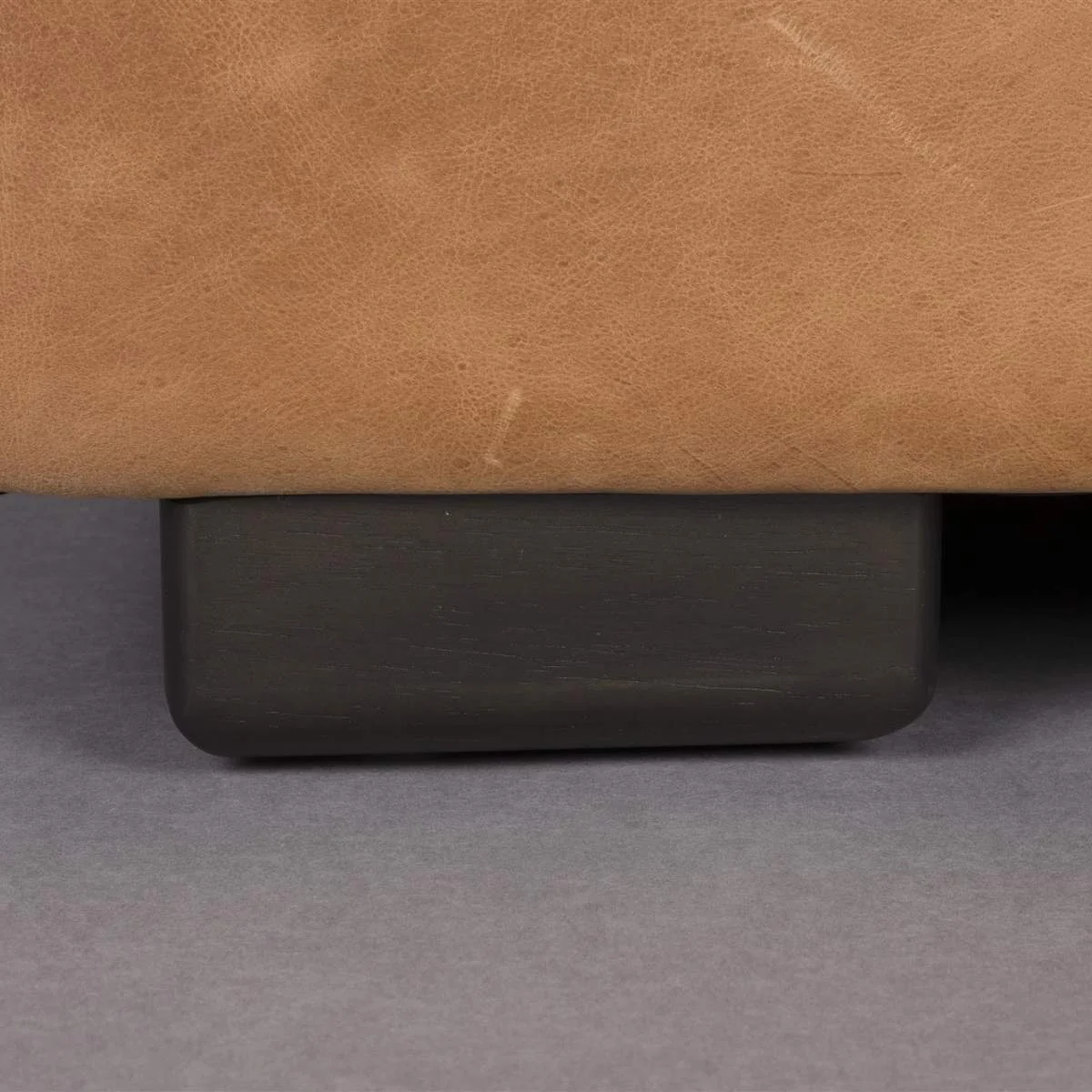 Dutch Bone Sofa Douglas - Image 37
