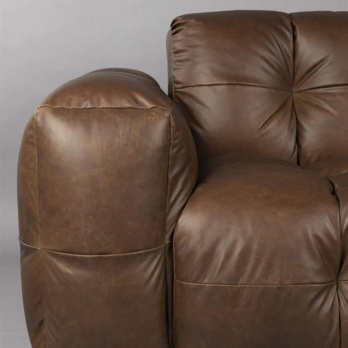 Dutch Bone Sofa Hackman - Image 32