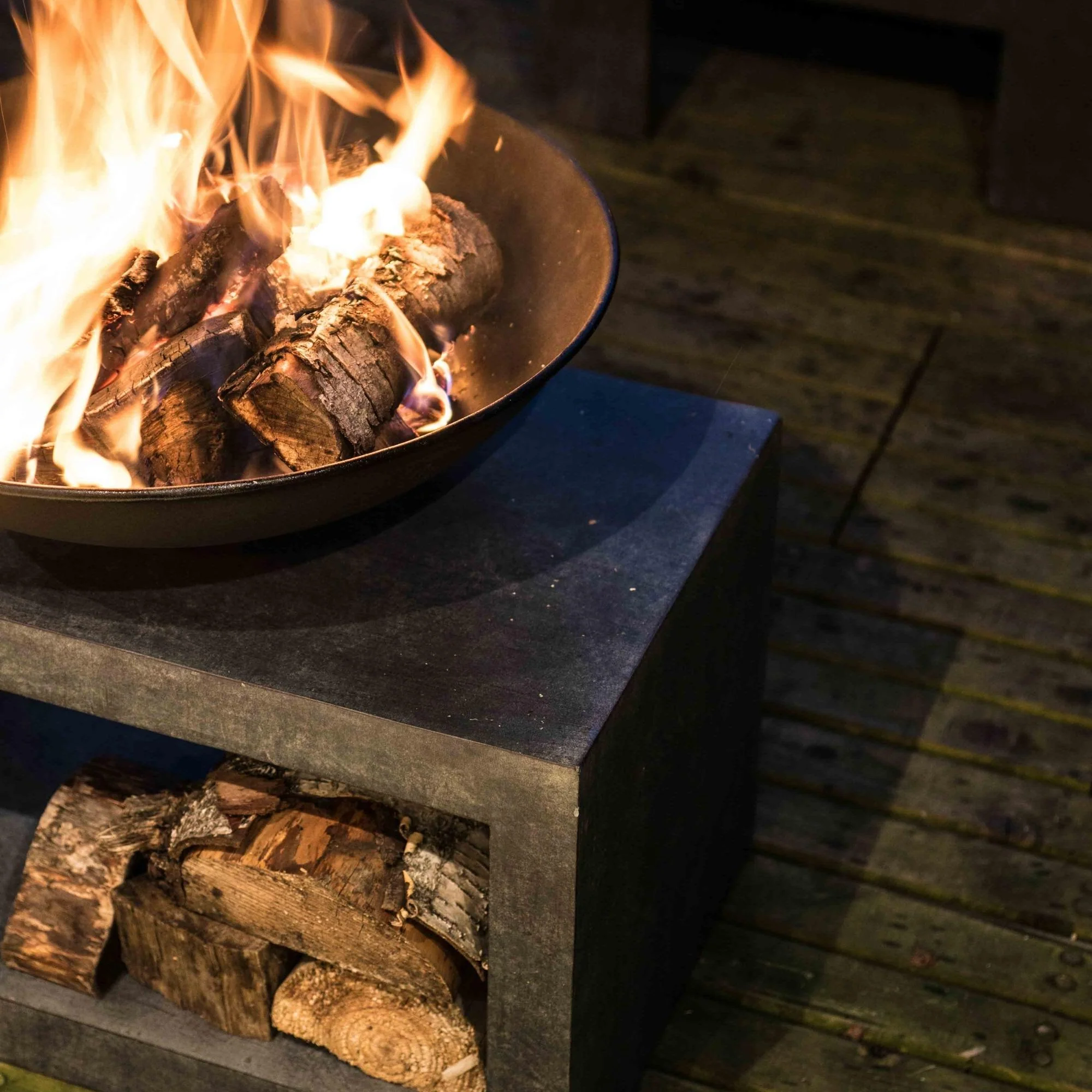 Ivyline Fire Pit and Rectangle Console Table - Image 9