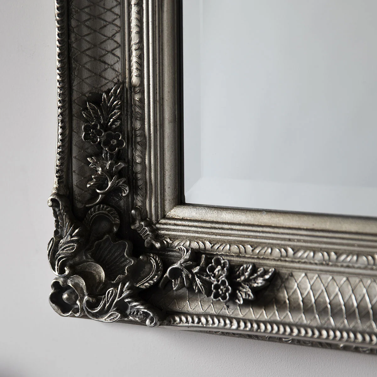 Gallery Direct Abbey Rectangle Mirror Silver 1095X790mm - Image 2