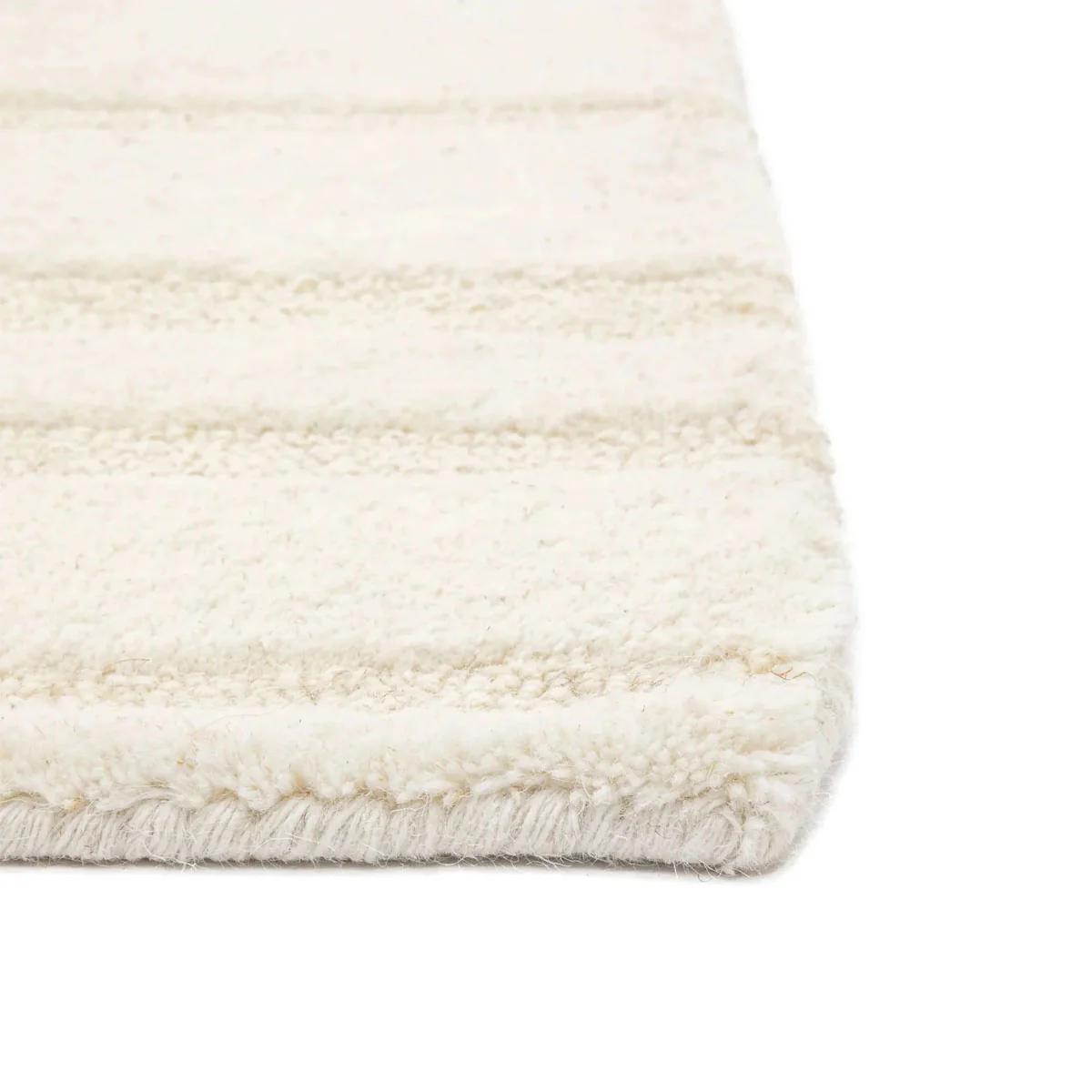 Gallery Direct Albany Tufted Tonal Rug - Image 3