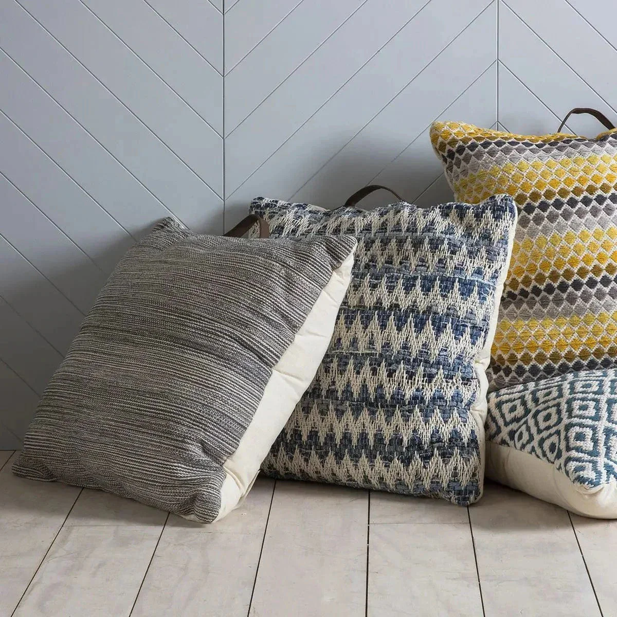 Gallery Direct Amaga Floor Cushion Black - Image 4