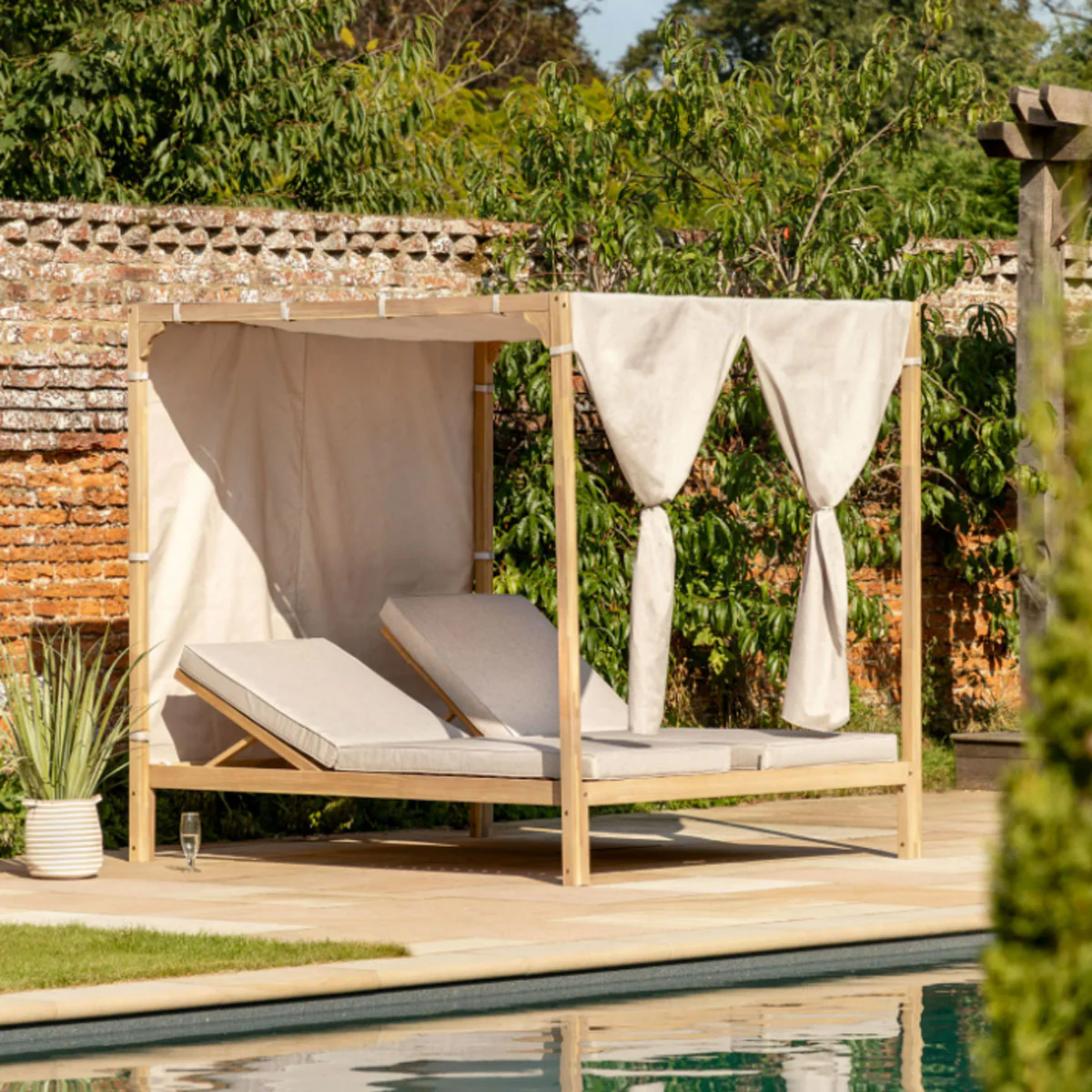 Gallery Direct Ammos Double Daybed - Image 5
